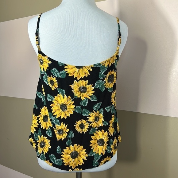 H&M Divided Sunflowers print camisole, size 3XS - Picture 3 of 5